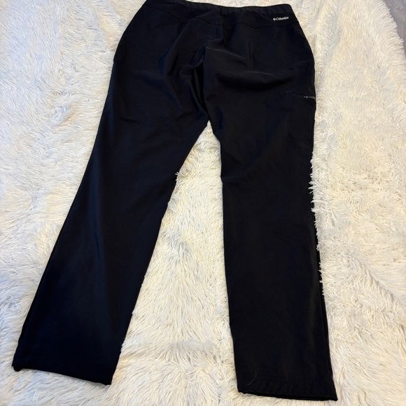 Columbia Woman’s Black ankle adjustable hiking Trail Pants Size 12 - Picture 10 of 13